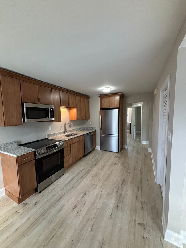 Building Photo - 538 W Choclate Ave Unit 2nd Floor Rental