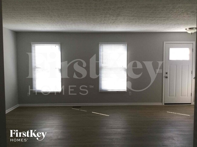 Photo - 1224 Tannic St