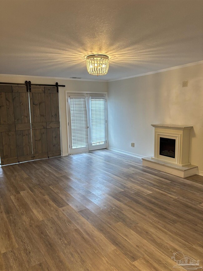 Photo - 4712 Huron Dr