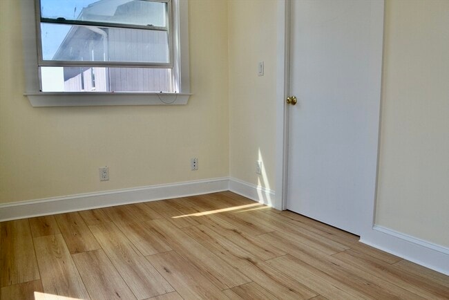 Photo - 93 Sherman Ave Unidad 2