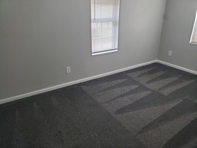 Photo - 711 McDonald St