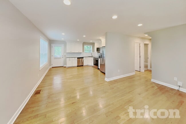Photo - 1026 Chelsea Dr