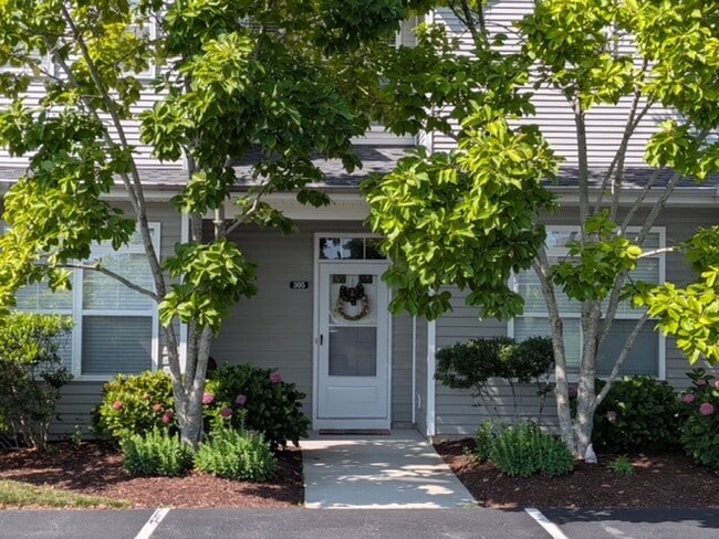 Building Photo - 34673 Villa Cir Unit 305 - 36