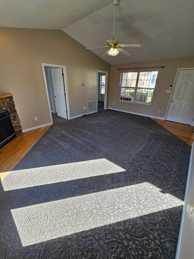 Photo - 4426 High School Rd