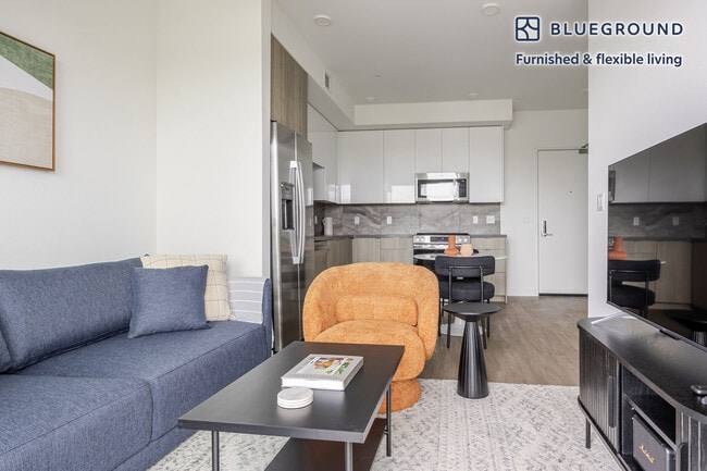 Photo - 511 S Harbor Blvd Unidad FL5-ID1300