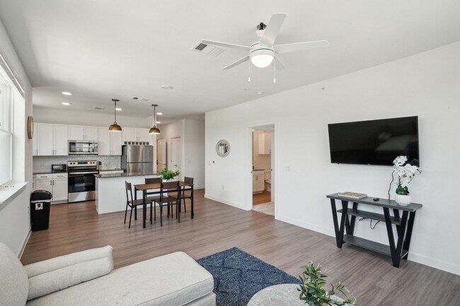 5301 Decker Ln Unit SI FL3-ID1613146P