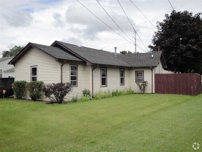 Building Photo - 3110 Saner Ave Rental