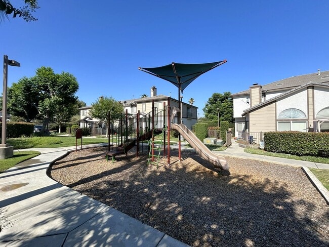 Photo - Two-Story 3-Bedroom Condo in Orange Gardens HOA!
