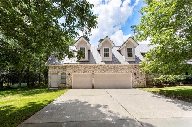 Photo - 16201 Surrey Ln