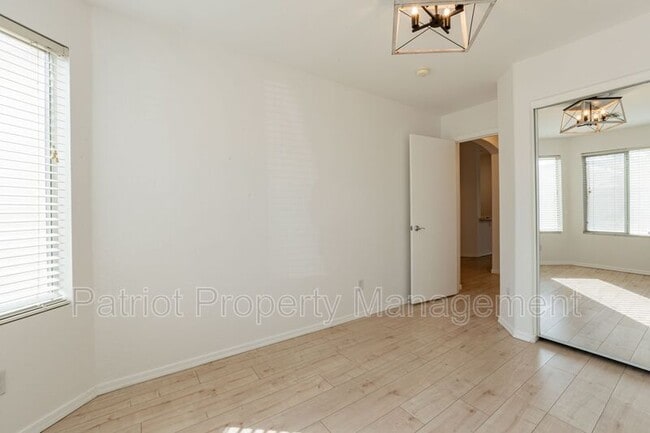 Photo - 16728 S 22nd St