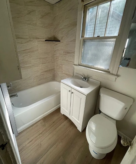 Photo - 2902 Peters Ave