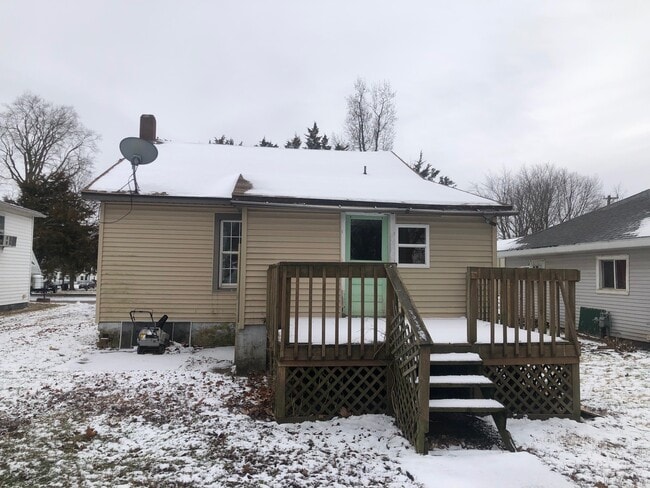 Photo - 821 E Woodlawn St