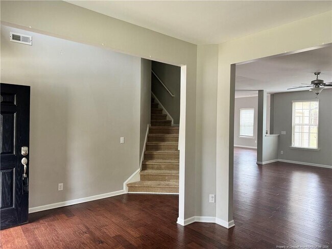 Photo - 350 River Oak St