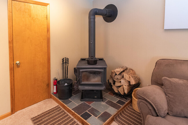 Building Photo - 43 Cardinal Dr Unit ID1301703P Rental