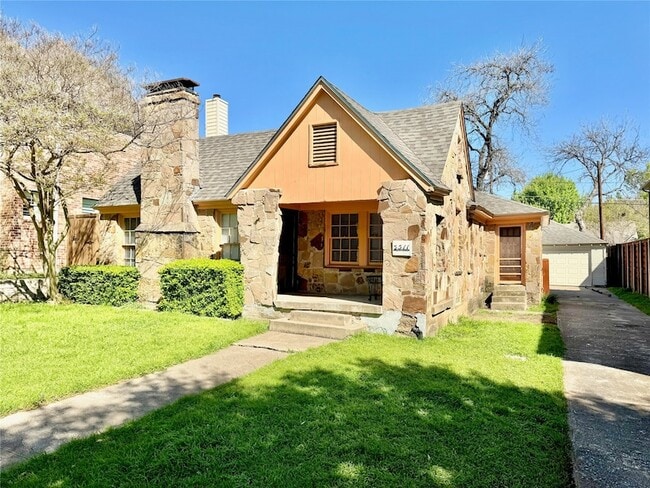 Building Photo - 5511 Longview St