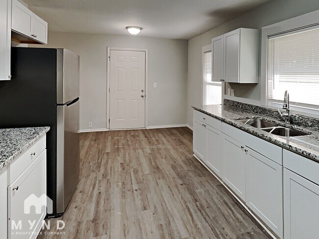 Photo - 500 Fleeta Dr