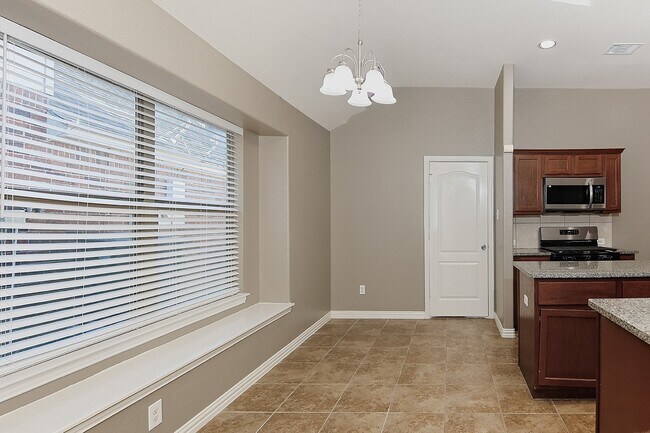 Photo - 9606 Arched Oak Dr