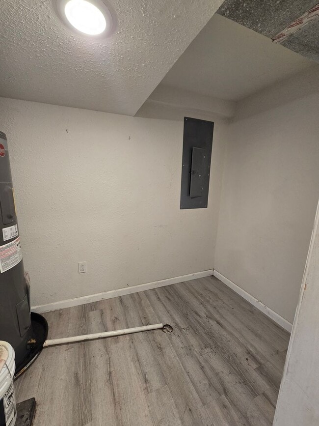 Photo - 1504 June Ln Unit B