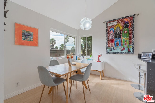 Photo - 1979 Grace Ave Unit #8