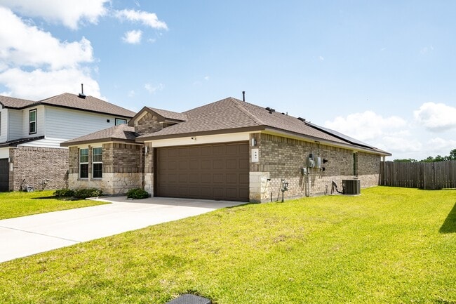 Photo - 607 Hidden Brk Dr