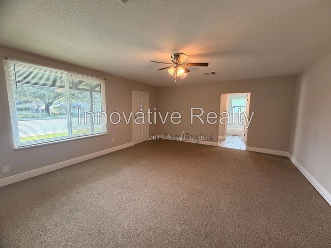 Photo - 144 N Park Ave