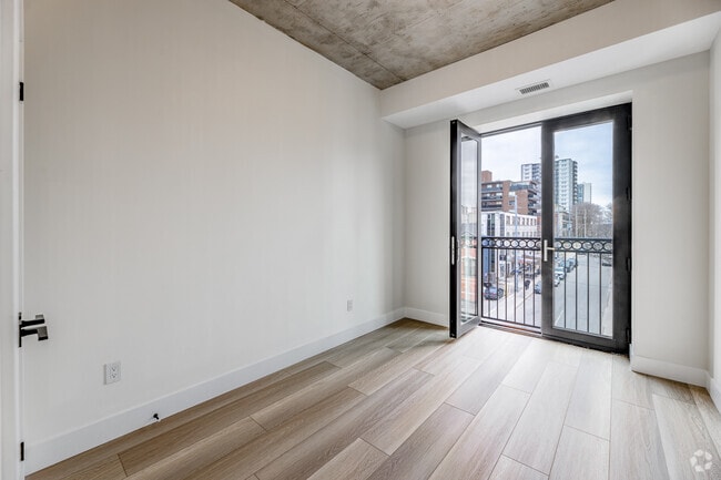 2 chambres, 1 salle de bain - 75 m² - Chambre - The Greystone