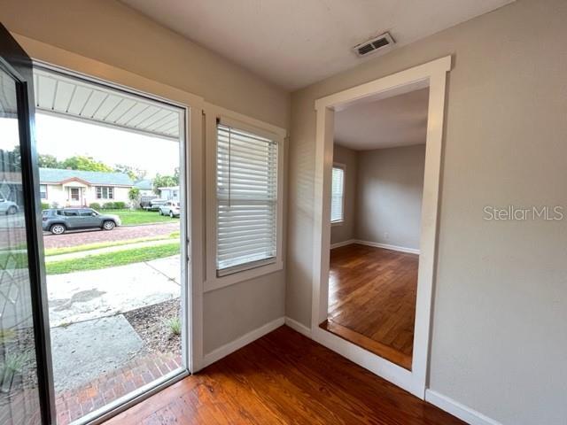 Photo - 710 W Fribley St