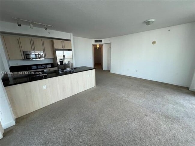 Photo - 79 SW 12th St Unit 79 SW 12th St 1112-S