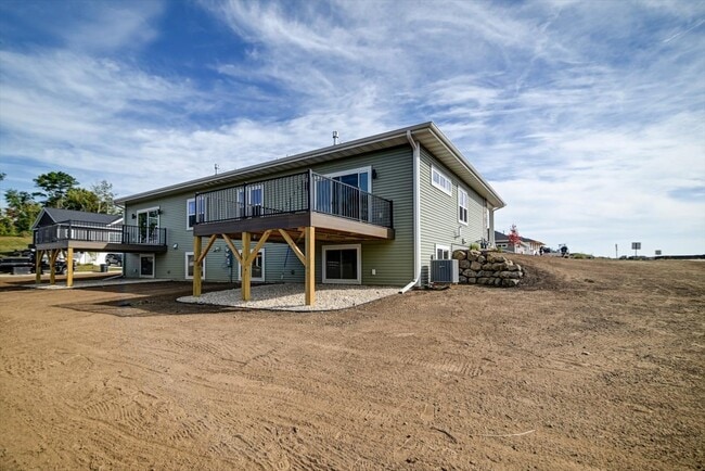 Photo - 2949 Blue Grass Dr