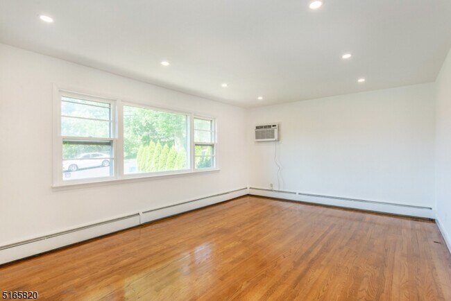 Photo - 16 Milton Ave Unit 1