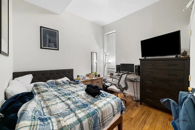 Photo - 220 Sullivan St Unit 1D