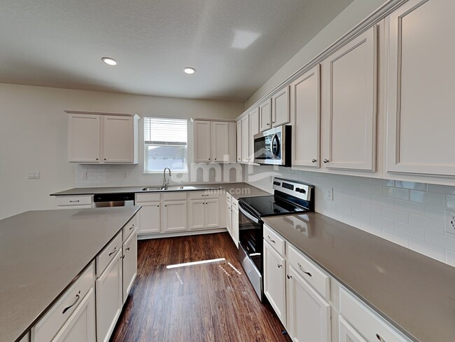 Photo - 1129 Sky Lks Dr