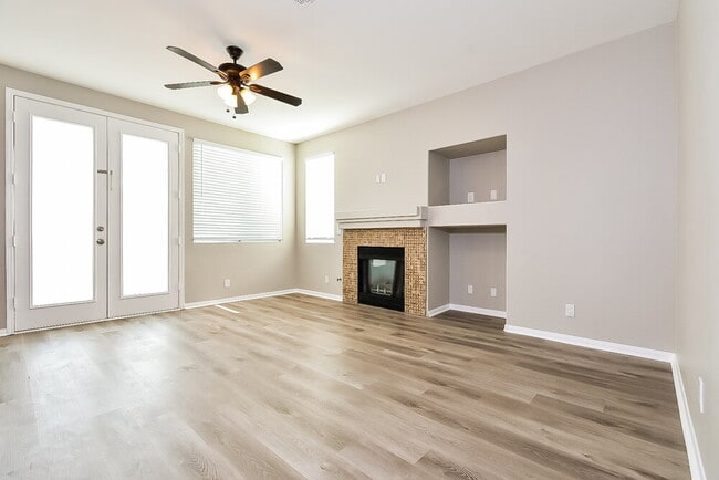 Photo - 3232 Paragon Pointe St