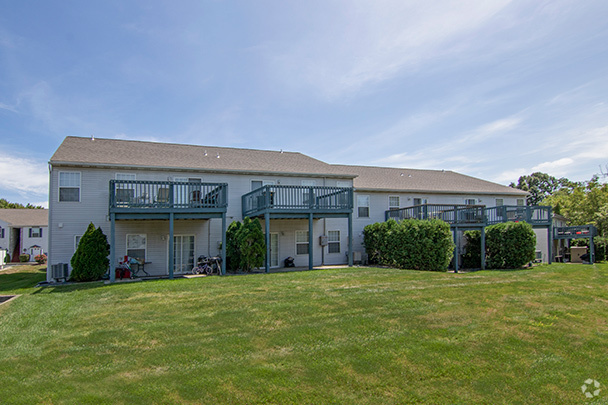 Building Photo - Steeple Chase Rental