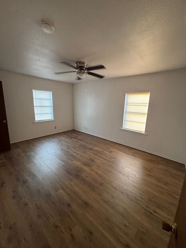 Photo - 1209 Martin Luther King Ave