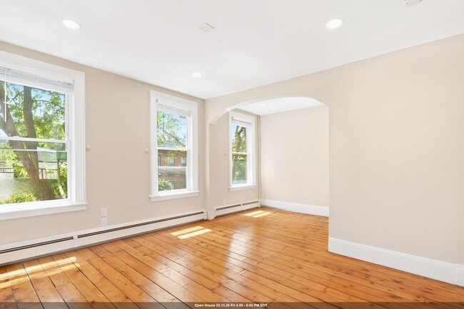 Building Photo - 244 1st St