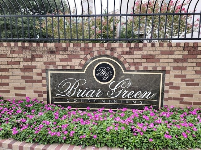 Building Photo - 7950 N Stadium Dr Unit 241