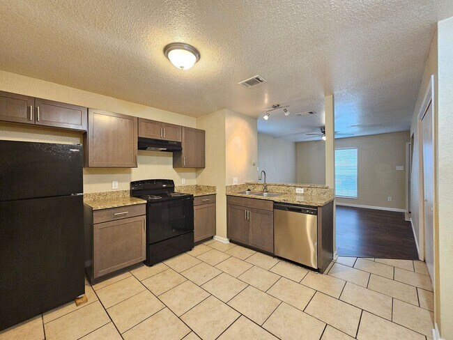 Photo - AVAILABLE NOW! Unit 4100 Gus Drive -  D
