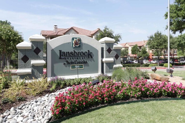 Letrero de entrada - Cortland at Twin Creeks