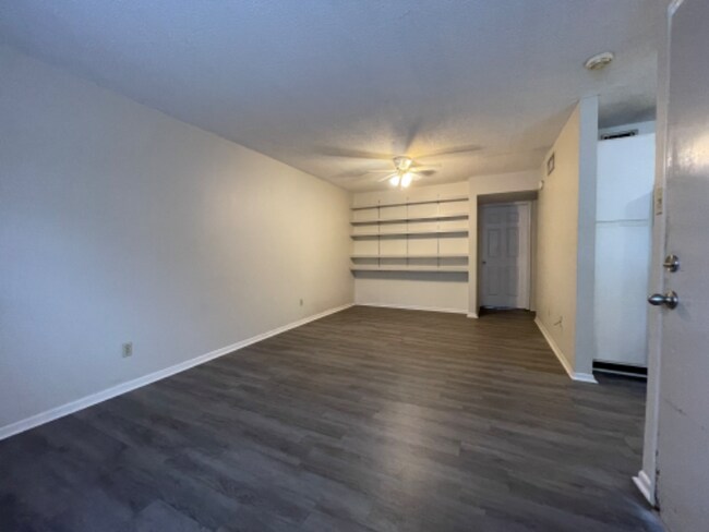 Photo - 110 Cherry St