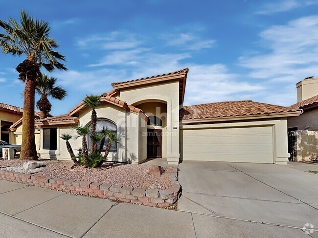 Building Photo - 3603 N 107th Dr Rental
