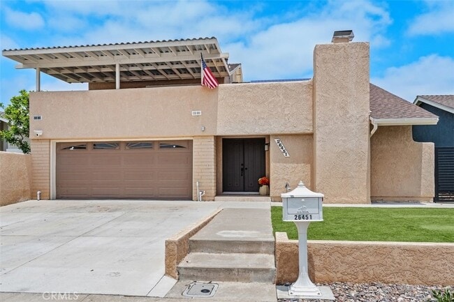 Building Photo - 26451 Vía Juanita