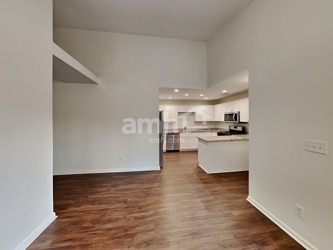 Photo - 408 Fairlawn Dr