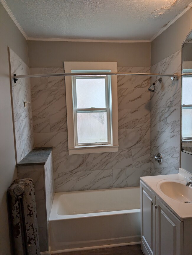 Photo - 12 Becket St