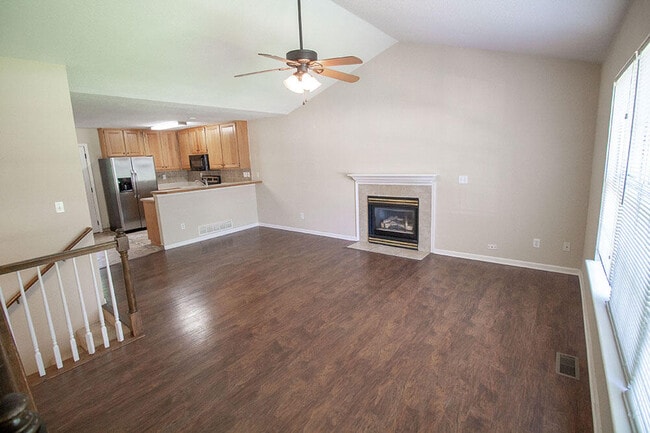 Photo - 1329 Valley Creek Ln