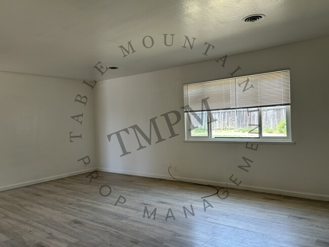 Photo - 2262 Las Plumas Ave