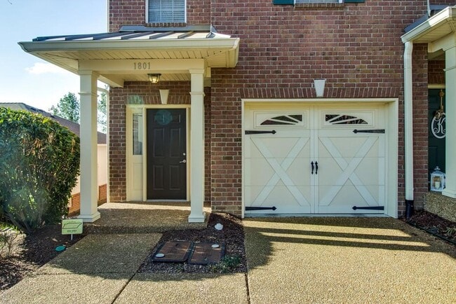 Photo - 2 Bedroom, 2.5 Bath Townhouse w/ Garage