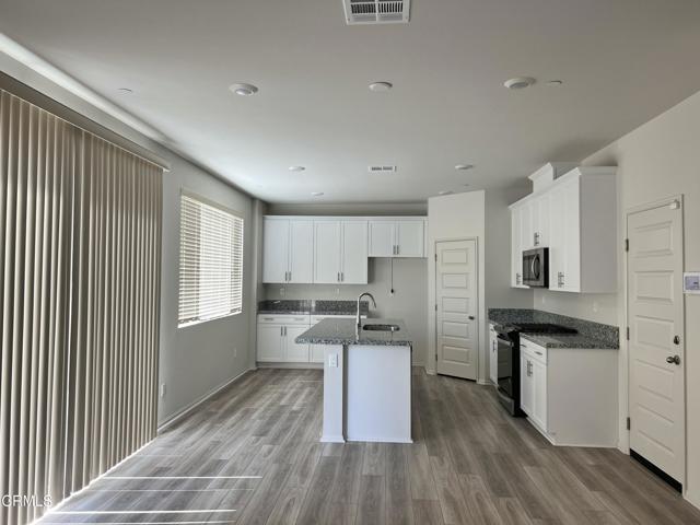 Photo - 40493 Birchfield Dr