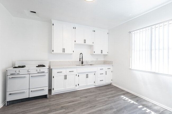 Photo - Lanewood Manor