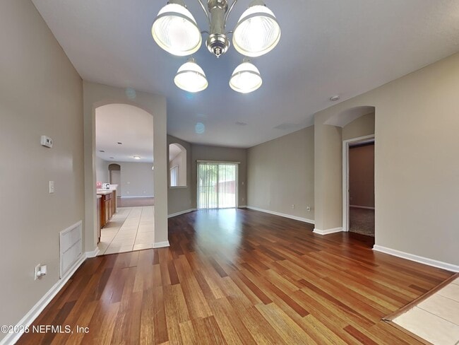 Photo - 10136 Lancashire Dr